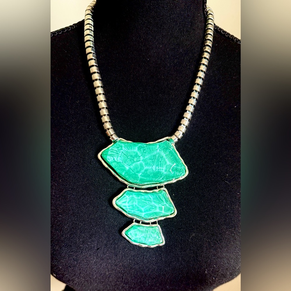 VTG Aqua Blue & Silver Tone Costume Jewelry Necklace, 18” Adjustable Chain